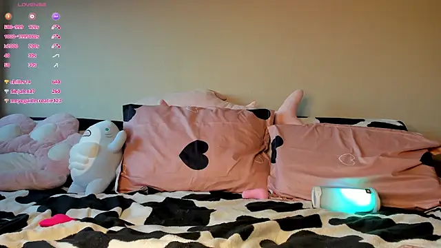 YaraAveiri online show from February 16, 2025, 2:10 pm