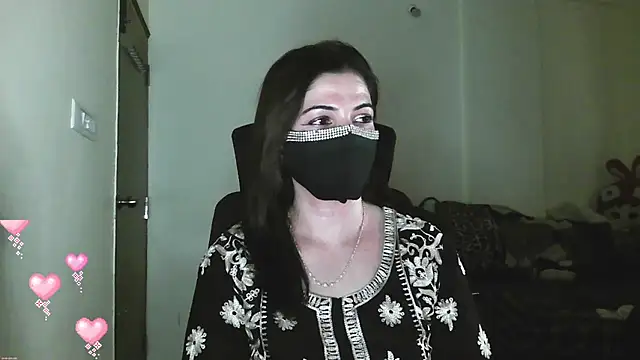 Cute Sonii online show from April 25, 2026, 8:50 am