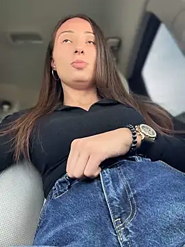 YOUR-KARINA online show from January 16, 2025, 9:37 am