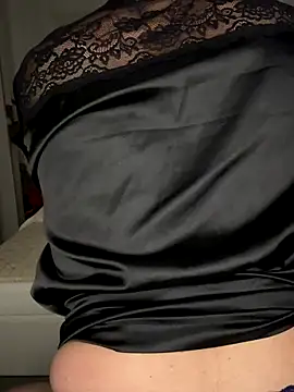 Alice0187 online show from November 30, 2025, 11:49 pm