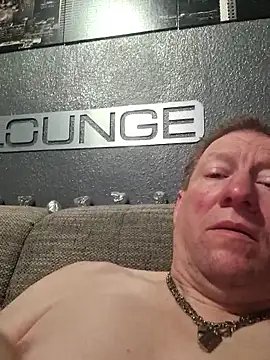 Snapshot of tomtom111111 chatting on January 17, 2026, 9:51 pm tomtom111111 online show from January 17, 2026, 9:51 pm