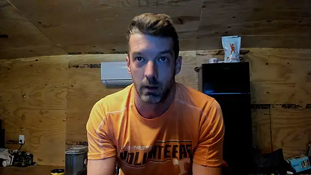 Snapshot of Kenny_Kyle chatting on October 16, 2025, 2:20 am Kenny Kyle online show from October 16, 2025, 2:20 am