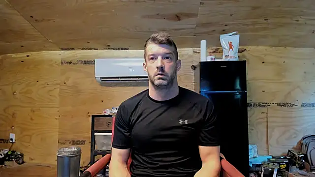 Snapshot of Kenny_Kyle chatting on September 16, 2025, 2:07 pm Kenny Kyle online show from September 16, 2025, 2:07 pm
