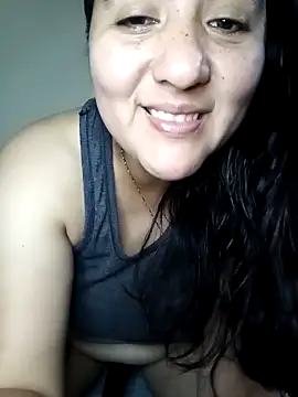 Snapshot of Gatubela212 chatting on April 29, 2026, 3:00 am Gatubela212 online show from April 29, 2026, 3:00 am