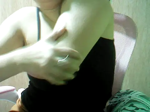 Snapshot of ashlylove25 chatting on October 18, 2025, 9:50 pm ashlylove25 online show from October 18, 2025, 9:50 pm