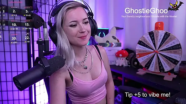Snapshot of GhostieGhoo chatting on June 11, 2026, 11:13 pm GhostieGhoo online show from June 11, 2026, 11:13 pm
