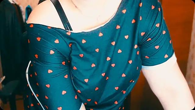 Snapshot of AlisaHot55 chatting on October 31, 2025, 10:56 am AlisaHot55 online show from October 31, 2025, 10:56 am