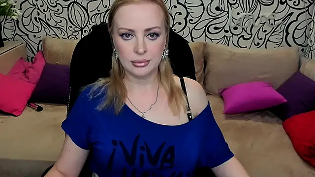 Hotdreamhere online show from June 2, 2026, 12:49 pm