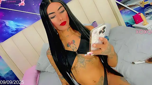 Snapshot of Nella_Dolls chatting on September 9, 2025, 6:28 pm Nella Dolls online show from September 9, 2025, 6:28 pm
