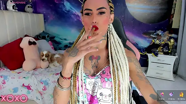 Snapshot of Nella_Dolls chatting on July 28, 2026, 4:42 am Nella Dolls online show from July 28, 2026, 4:42 am