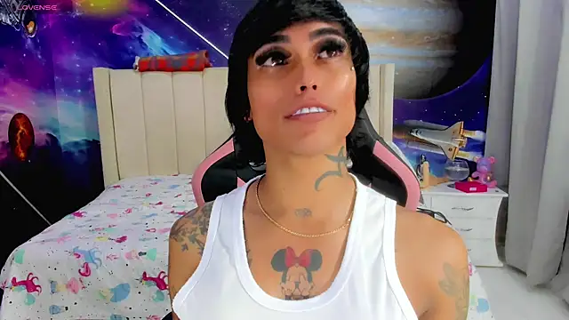 Snapshot of Nella_Dolls chatting on September 18, 2025, 12:13 am Nella Dolls online show from September 18, 2025, 12:13 am