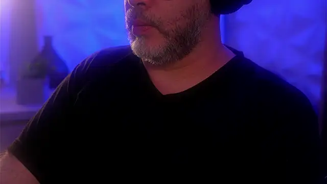 Sanders White online show from October 6, 2025, 4:24 am