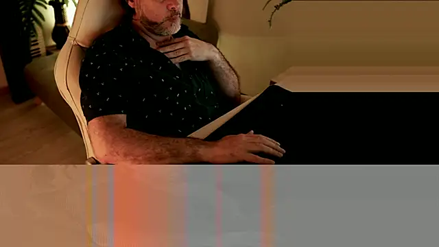 Sanders White online show from December 12, 2024, 3:10 am