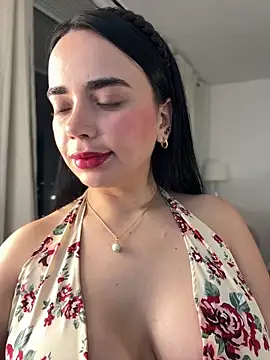 Snapshot of GeorginaJones chatting on October 10, 2025, 11:16 pm GeorginaJones online show from October 10, 2025, 11:16 pm