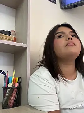 Lia sexx online show from March 17, 2026, 6:22 pm