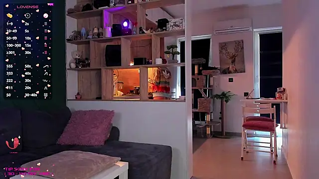  alleyesonme  online show from February 12, 2025, 12:33 pm