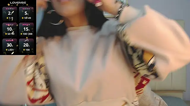 amy le01 online show from October 20, 2025, 1:33 pm