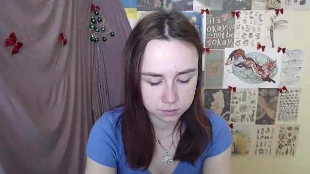 VeryVeryVeryShy  online show from December 15, 2025, 6:52 am