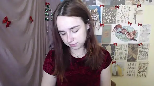 VeryVeryVeryShy  online show from December 16, 2025, 7:56 am