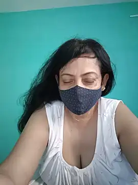 Snapshot of love_suman chatting on May 20, 2026, 7:38 am love suman online show from May 20, 2026, 7:38 am
