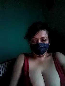 Snapshot of love_suman chatting on April 23, 2026, 12:29 pm love suman online show from April 23, 2026, 12:29 pm