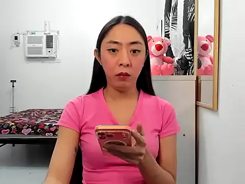 ErikaJayne4u online show from March 16, 2026, 5:44 am