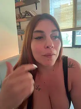 Snapshot of Kaarol69 chatting on July 17, 2026, 10:18 pm Kaarol69 online show from July 17, 2026, 10:18 pm