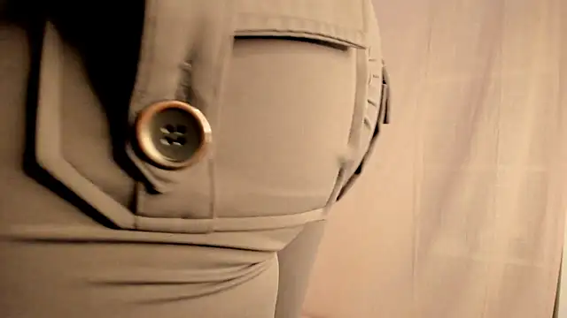 hee jeen online show from January 22, 2025, 5:06 pm