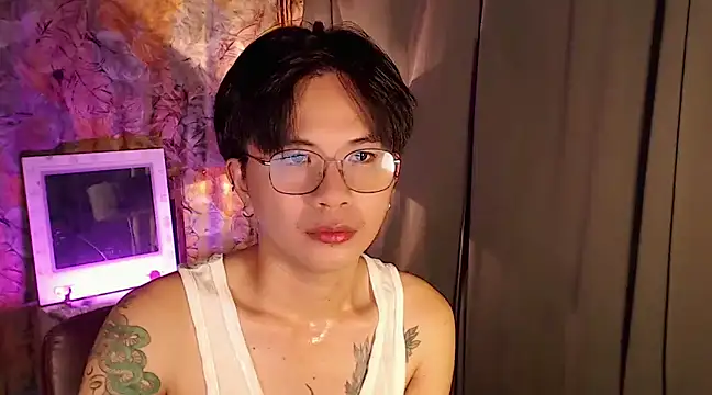 Sexy Handsome Drex online show from January 22, 2025, 9:02 am