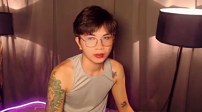 Sexy Handsome Drex online show from March 5, 2025, 9:38 am