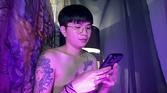 Sexy Handsome Drex online show from February 25, 2025, 12:16 pm