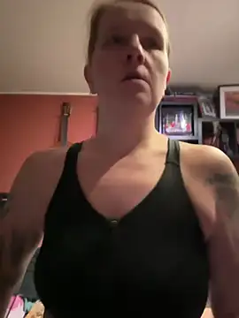 Snapshot of wetgerman_2 chatting on March 20, 2025, 6:53 pm wetgerman 2 online show from March 20, 2025, 6:53 pm