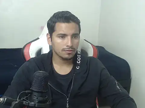 Snapshot of kylian_07 chatting on June 17, 2026, 2:22 am kylian 07 online show from June 17, 2026, 2:22 am