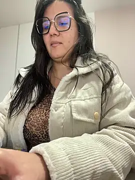 Snapshot of SWEETLILY18 chatting on March 17, 2025, 11:31 am SWEETLILY18 online show from March 17, 2025, 11:31 am