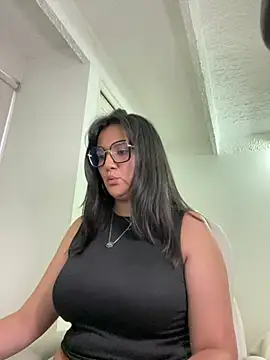 Snapshot of SWEETLILY18 chatting on February 26, 2025, 11:11 am SWEETLILY18 online show from February 26, 2025, 11:11 am