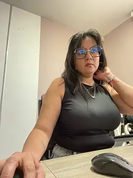 Snapshot of SWEETLILY18 chatting on February 25, 2025, 3:09 pm SWEETLILY18 online show from February 25, 2025, 3:09 pm