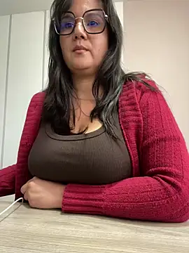 Snapshot of SWEETLILY18 chatting on March 19, 2025, 9:58 pm SWEETLILY18 online show from March 19, 2025, 9:58 pm