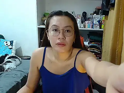 crizzybel online show from February 10, 2026, 9:58 pm