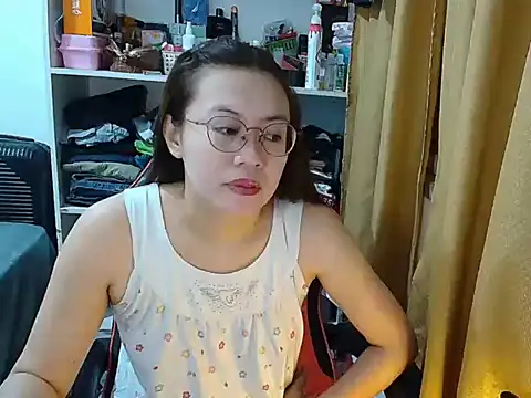 crizzybel online show from December 21, 2025, 5:42 am