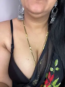 Snapshot of Zoya_Varma004 chatting on February 4, 2026, 6:08 am Zoya Varma004 online show from February 4, 2026, 6:08 am