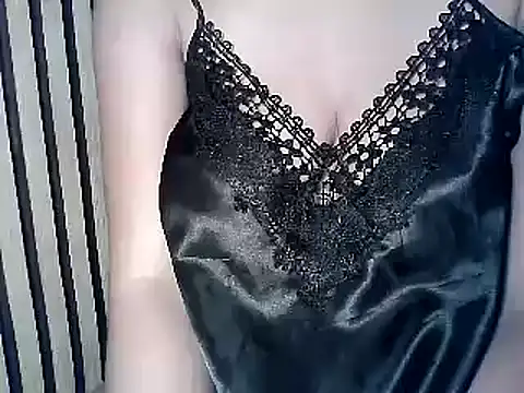 Naughty  Asian online show from February 9, 2025, 1:14 pm