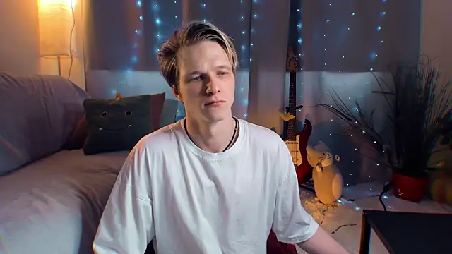 Breston Sweet online show from April 15, 2026, 6:52 am