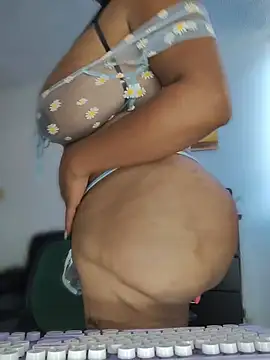 zafiro sex  online show from March 21, 2026, 8:13 pm