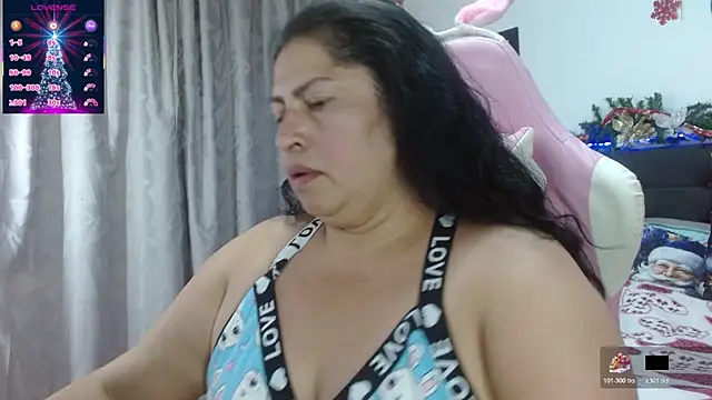 Keyla01  online show from December 18, 2025, 4:22 pm