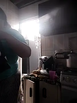 Keyla01  online show from December 21, 2025, 4:08 pm