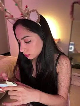 Snapshot of martiiaciar chatting on December 21, 2025, 9:37 pm martiiaciar online show from December 21, 2025, 9:37 pm