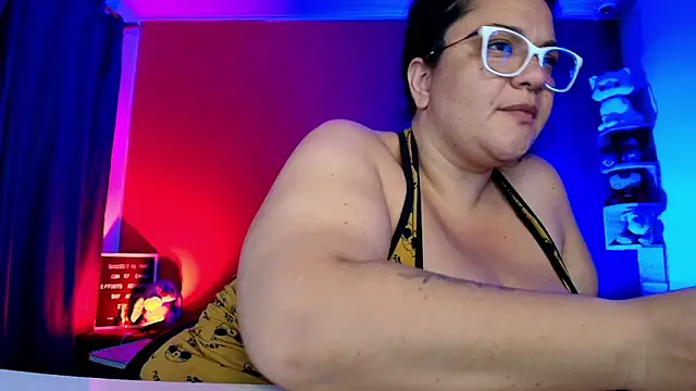 Snapshot of lulubigtitts1 chatting on March 20, 2026, 3:51 am lulubigtitts1 online show from March 20, 2026, 3:51 am