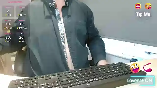 bigbadjon69 online show from December 1, 2025, 1:45 pm