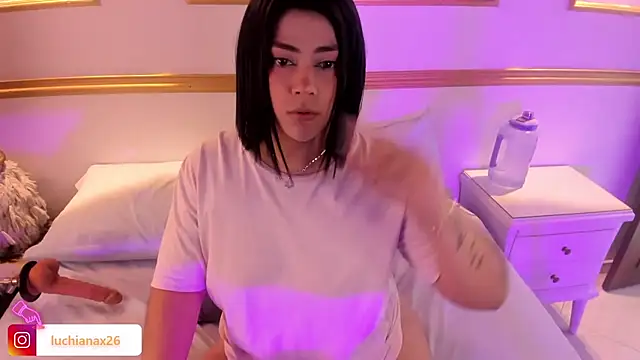 lucy26  online show from September 9, 2025, 2:32 am