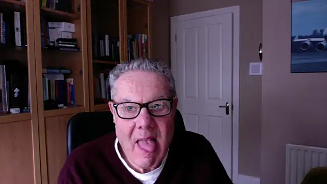 Snapshot of Oldpistolpete chatting on January 14, 2025, 2:53 pm Oldpistolpete online show from January 14, 2025, 2:53 pm